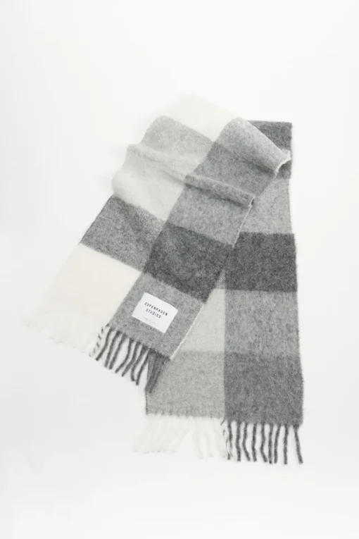Cph Shawl 4 Wool Mix