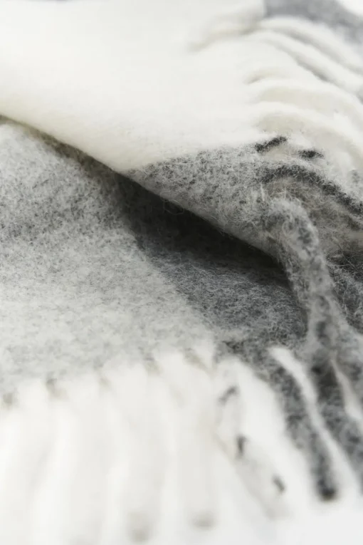 Cph Shawl 4 Wool Mix